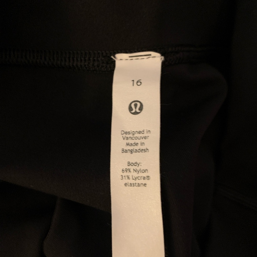 Lululemon Classic Black Leggings - Picture 3 of 3